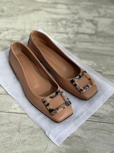 Натуральная кожа 100%, размер 36 . Одевали пару раз . Не подошел at lalafo.kg Натуральная кожа 100%, размер 36 . Одевали пару раз . Не подошел