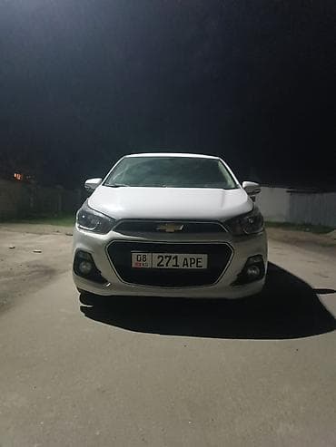 Chevrolet Spark: 2018 г., 1 л, Ручные, Бензин, Хэтчбэк at lalafo.kg Chevrolet Spark: 2018 г., 1 л, Ручные, Бензин, Хэтчбэк