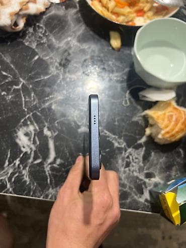 Tecno Spark Go, Б/у, 64 ГБ, цвет - Черный at lalafo.kg Tecno Spark Go, Б/у, 64 ГБ, цвет - Черный