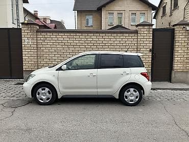 Toyota Ist: 2003 г., 1.3 л, Автомат, Бензин, Хэтчбэк at lalafo.kg — 2 Toyota Ist: 2003 г., 1.3 л, Автомат, Бензин, Хэтчбэк — 2