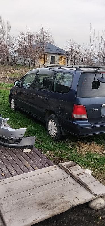 Honda Shuttle — компактвэн/универсал темно‑синего цвета. Основные at lalafo.kg Honda Shuttle — компактвэн/универсал темно‑синего цвета. Основные