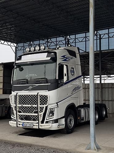 Тягач, Volvo, 2019 г., Без прицепа at lalafo.kg Тягач, Volvo, 2019 г., Без прицепа