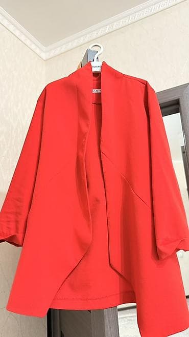 Женский кардиган/жакет без застёжек, ярко‑красный - Свободный силуэт at lalafo.kg Женский кардиган/жакет без застёжек, ярко‑красный - Свободный силуэт