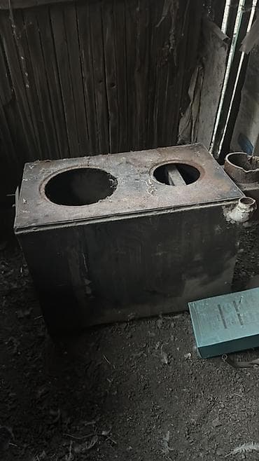 Металлическая твердотопливная плита-буржуйка с варочной поверхностью at lalafo.kg Металлическая твердотопливная плита-буржуйка с варочной поверхностью