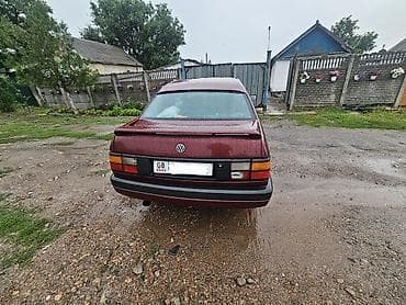 Volkswagen Passat: 1990 г., 1.8 л, Кол менен иштөөчү, Бензин, Седан lalafo.kg да Volkswagen Passat: 1990 г., 1.8 л, Кол менен иштөөчү, Бензин, Седан