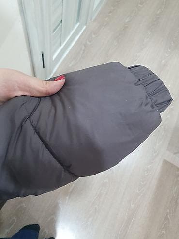 Бомберлер: Женский пуховик с капюшоном, размер L. Модная с утяжкой по талии. Мне lalafo.kg да — 5 Бомберлер: Женский пуховик с капюшоном, размер L. Модная с утяжкой по талии. Мне — 5