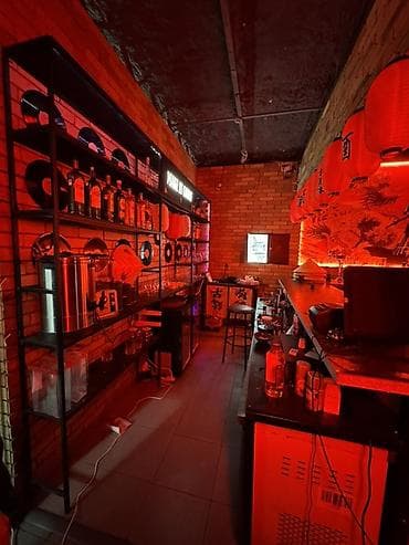 Унаа бизнеси: Продается бизнес, бар «Ronin» со вторым этажом, 2 этаж панорамный вид lalafo.kg да — 5 Унаа бизнеси: Продается бизнес, бар «Ronin» со вторым этажом, 2 этаж панорамный вид — 5