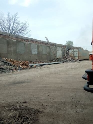 Демонтаж дом и здание мусур вывозим есть техника at lalafo.kg Демонтаж дом и здание мусур вывозим есть техника