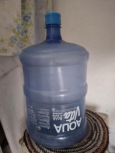 Продаю бутыль на 20л=150с, пластиковую ёмкость 0,57 х высота 0,24 = at lalafo.kg Продаю бутыль на 20л=150с, пластиковую ёмкость 0,57 х высота 0,24 =