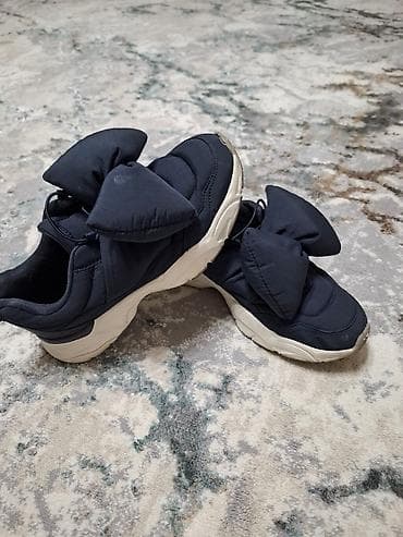 Продаю детскую обувь на девочку размер 35 Zara at lalafo.kg Продаю детскую обувь на девочку размер 35 Zara