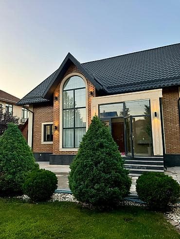 ✨ Дом, в который хочется вернуться снова и снова… Продаётся стильный at lalafo.kg ✨ Дом, в который хочется вернуться снова и снова… Продаётся стильный