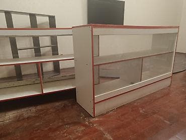 Прилавок-витрина торговая - Прямая витрина с прозрачным фронтальным at lalafo.kg Прилавок-витрина торговая - Прямая витрина с прозрачным фронтальным