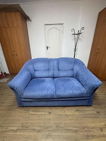 Прямой диван at lalafo.kg Прямой диван