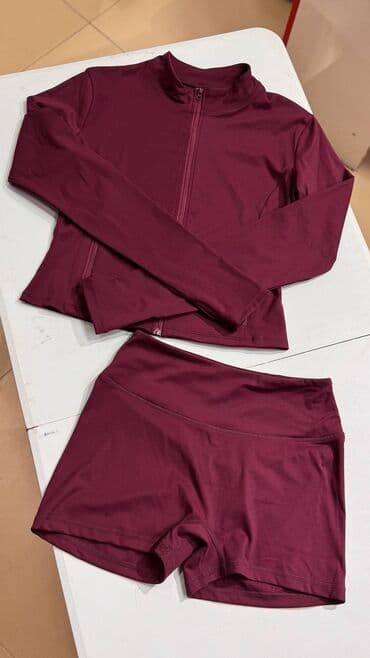 Спортивная одежда женская для фитнесайоги качество отличное at lalafo.kg Спортивная одежда женская для фитнесайоги качество отличное