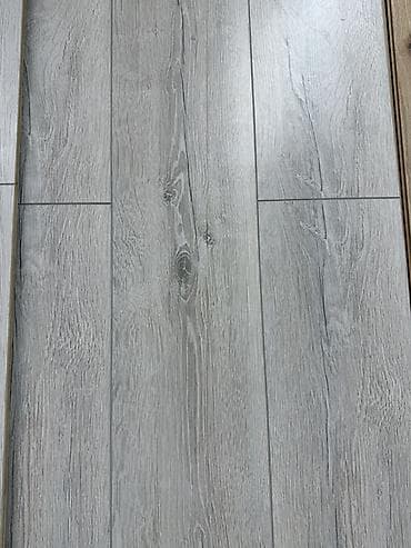 Ламинат Kastamonu, класс 32, толщина 8 мм. Коллекция/декор: Buıner Oak at lalafo.kg Ламинат Kastamonu, класс 32, толщина 8 мм. Коллекция/декор: Buıner Oak