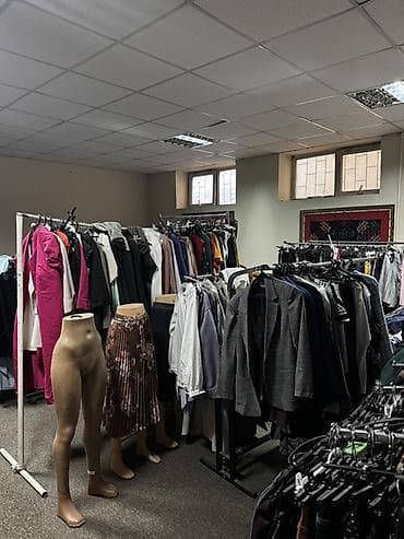 Продаю образцы заказов с цеха, от 1500 изделий. Платья, брюки, юбки at lalafo.kg Продаю образцы заказов с цеха, от 1500 изделий. Платья, брюки, юбки