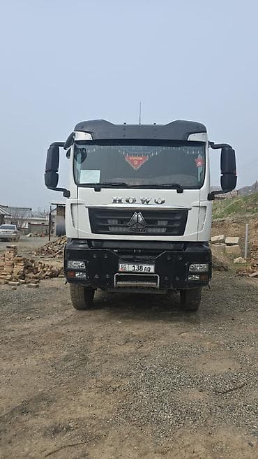 Грузовик, Howo, Стандарт, Б/у at lalafo.kg Грузовик, Howo, Стандарт, Б/у