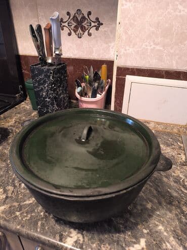 Чугунный казан с эмалированной крышкой Описание: - Материал: чугун at lalafo.kg Чугунный казан с эмалированной крышкой Описание: - Материал: чугун