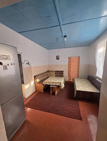 dom dvuh jetazhnyj: Срочно!!! Продаётся два больших совмещённых дома из кирпича по цене at lalafo.kg — 4 dom dvuh jetazhnyj: Срочно!!! Продаётся два больших совмещённых дома из кирпича по цене — 4