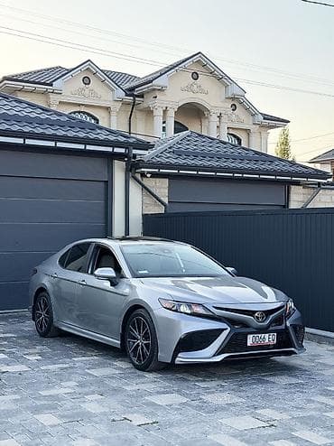 Toyota Camry: 2021 г., 2.5 л, Автомат, Бензин, Седан at lalafo.kg Toyota Camry: 2021 г., 2.5 л, Автомат, Бензин, Седан