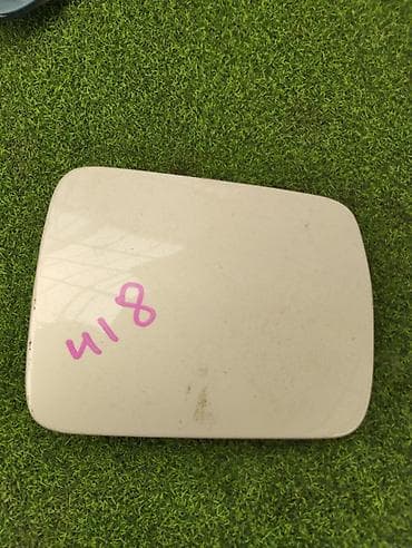 Лючок бензобака Toyota at lalafo.kg Лючок бензобака Toyota