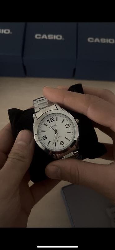 Классические часы часы, Casio, Унисекс at lalafo.kg Классические часы часы, Casio, Унисекс