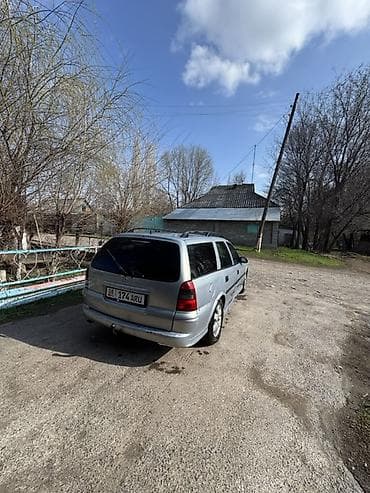 Vauxhall: Opel Vectra: 2002 г., 1.6 л, Бензин, Универсал at lalafo.kg — 4 Vauxhall: Opel Vectra: 2002 г., 1.6 л, Бензин, Универсал — 4