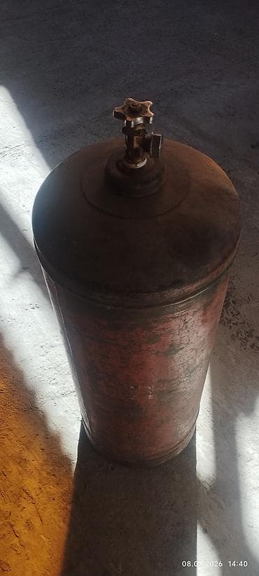 Газовый баллон (пропановый), металлический, вертикальный at lalafo.kg Газовый баллон (пропановый), металлический, вертикальный