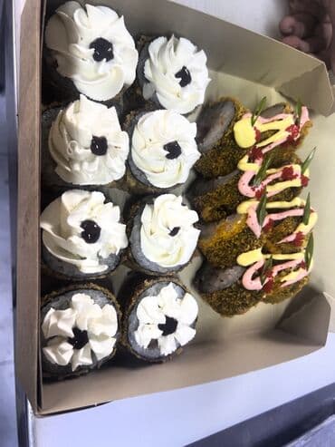 Ищу работу Набор роллов суши Опыт работы 2год Я умею Том ям Рамин at lalafo.kg Ищу работу Набор роллов суши Опыт работы 2год Я умею Том ям Рамин