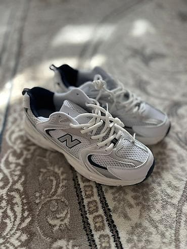 Мужские кроссовки, 41, New Balance, Новый, цвет - Белый, Платная доставка at lalafo.kg Мужские кроссовки, 41, New Balance, Новый, цвет - Белый, Платная доставка