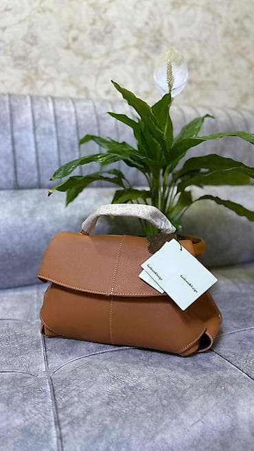 Классикалык сумкалар: Классикалык сумка, Материалы: Эко булгаары, Магнит илмектер, Аялдарга lalafo.kg да — 1 Классикалык сумкалар: Классикалык сумка, Материалы: Эко булгаары, Магнит илмектер, Аялдарга — 1