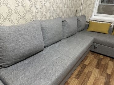 Угловой диван, C подушками at lalafo.kg Угловой диван, C подушками