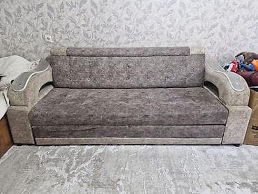 Прямой диван at lalafo.kg Прямой диван