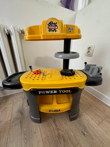 Продается игрушечная мастерская Б/у 500 сом Самовывоз Эркиндик / at lalafo.kg Продается игрушечная мастерская Б/у 500 сом Самовывоз Эркиндик /