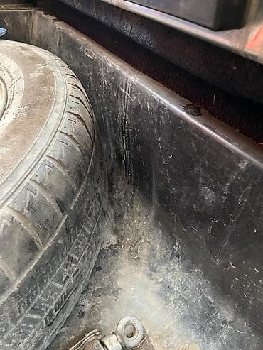 Audi S4: 1993 г., 2 л, Механика, Бензин, Универсал at lalafo.kg — 10 Audi S4: 1993 г., 2 л, Механика, Бензин, Универсал — 10