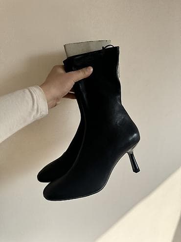 Новые ботильоны Зара Эко кожа размер 40 Новые Оригинал С биркой at lalafo.kg Новые ботильоны Зара Эко кожа размер 40 Новые Оригинал С биркой