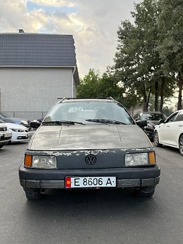 Volkswagen Passat: 1992 г., 2 л, Механика, Бензин, Универсал at lalafo.kg Volkswagen Passat: 1992 г., 2 л, Механика, Бензин, Универсал