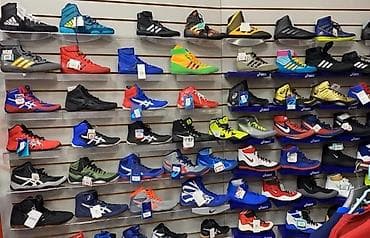 Мужские кроссовки, 32, 42, 34, Asics, Б/у, цвет - Белый, Бесплатная доставка, Платная доставка at lalafo.kg Мужские кроссовки, 32, 42, 34, Asics, Б/у, цвет - Белый, Бесплатная доставка, Платная доставка