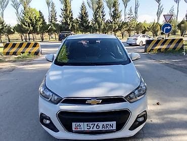 Chevrolet Spark: 2018 г., 1 л, Вариатор, Бензин, Хэтчбэк at lalafo.kg Chevrolet Spark: 2018 г., 1 л, Вариатор, Бензин, Хэтчбэк