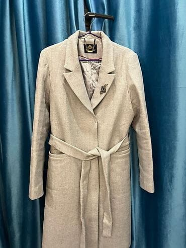 Пальто, Классика, Осень-весна, Кашемир, По колено, С поясом, XL at lalafo.kg Пальто, Классика, Осень-весна, Кашемир, По колено, С поясом, XL