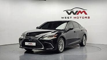 Lexus ES: 2019 г., 2.5 л, Вариатор, Гибрид, Седан at lalafo.kg Lexus ES: 2019 г., 2.5 л, Вариатор, Гибрид, Седан