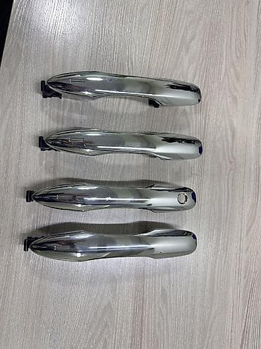 Комплект дверных ручек Дверная ручка Toyota Новый, Аналог at lalafo.kg Комплект дверных ручек Дверная ручка Toyota Новый, Аналог