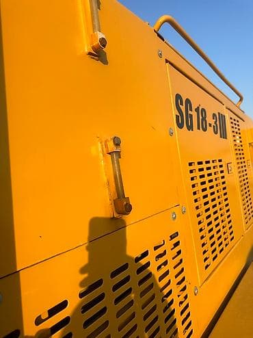 Паркет: Срочно!!! Продается автогрейдер (грейдер) Shantui SG-18 (18-тонник) lalafo.kg да — 6 Паркет: Срочно!!! Продается автогрейдер (грейдер) Shantui SG-18 (18-тонник) — 6