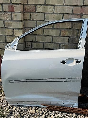 Дверь Передняя левая Toyota, Б/у, Оригинал at lalafo.kg Дверь Передняя левая Toyota, Б/у, Оригинал