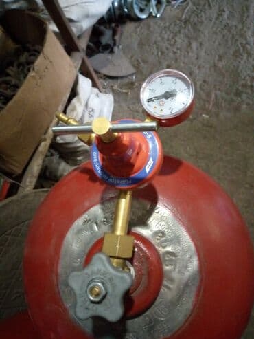 Редуктор с монометром 2500.доставка бесплатно at lalafo.kg Редуктор с монометром 2500.доставка бесплатно