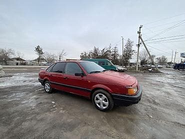 Volkswagen Passat: 1993 г., 1.8 л, Механика, Бензин, Хэтчбэк at lalafo.kg Volkswagen Passat: 1993 г., 1.8 л, Механика, Бензин, Хэтчбэк