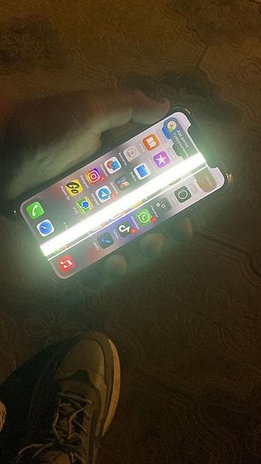 IPhone Xs, Б/у, 64 ГБ, Space Gray, Чехол, 100 % at lalafo.kg IPhone Xs, Б/у, 64 ГБ, Space Gray, Чехол, 100 %