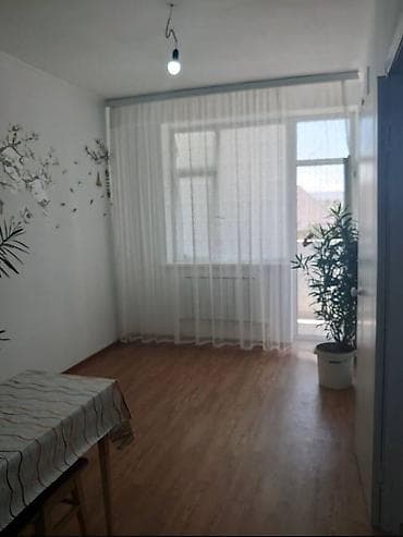 1 комната, 32 м², Кок-Жар мкр Малосемейка, 2 этаж, Старый ремонт at lalafo.kg 1 комната, 32 м², Кок-Жар мкр Малосемейка, 2 этаж, Старый ремонт