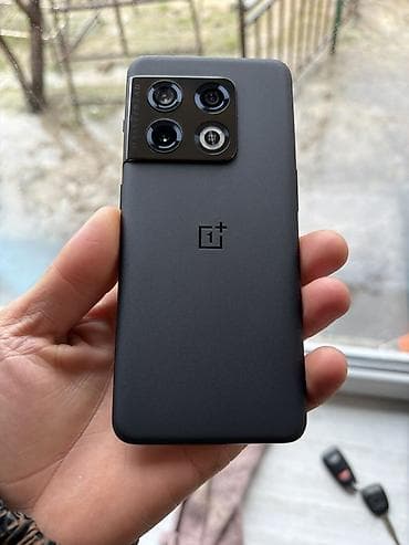 OnePlus 10 Pro, Б/у, 256 ГБ, цвет - Черный, 2 SIM at lalafo.kg OnePlus 10 Pro, Б/у, 256 ГБ, цвет - Черный, 2 SIM