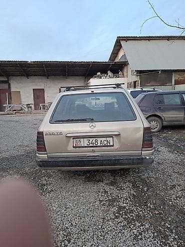 Aixam: Mercedes-Benz W124: 1989 г., 2.3 л, Механика, Бензин, Универсал at lalafo.kg — 4 Aixam: Mercedes-Benz W124: 1989 г., 2.3 л, Механика, Бензин, Универсал — 4